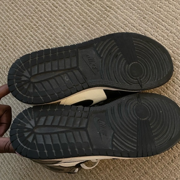 Air Jordan 1 Retro High OG Dark Mocha GS 6.5 575441-105 - Picture 4 of 14